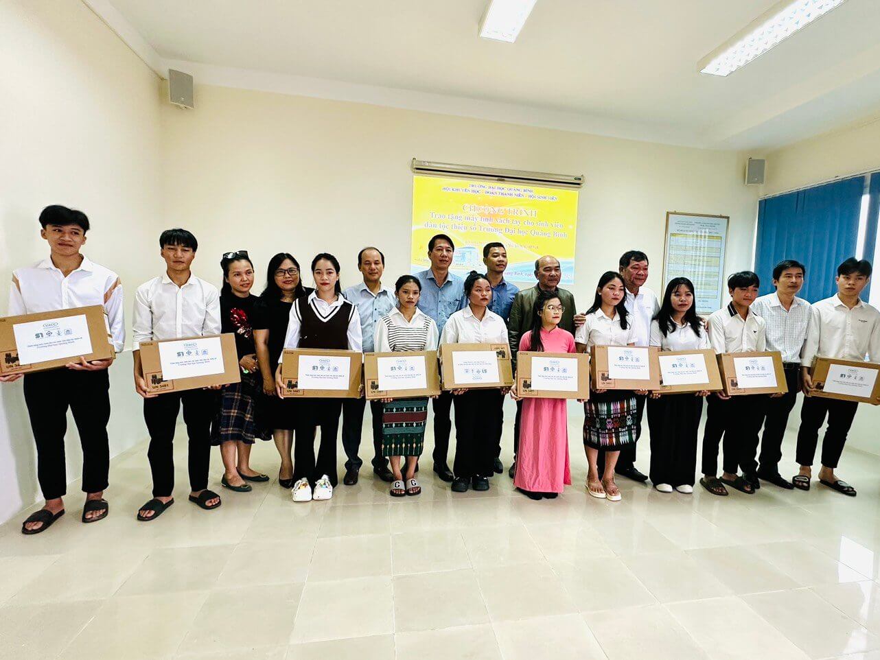 VACC Ho tro may tinh xach tay 4