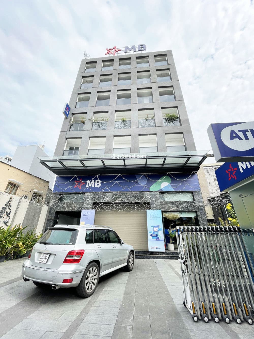 Nhà văn phòng 310 Lê Quang Định