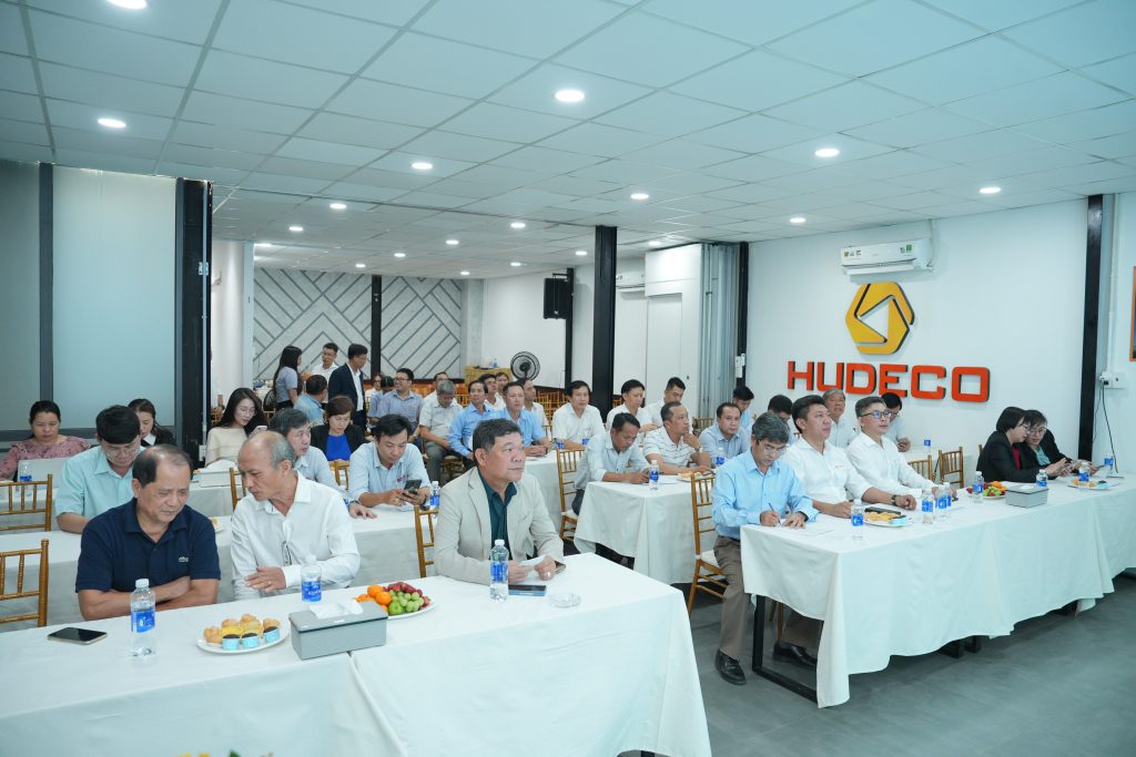 HỘI NGHỊ TỔNG KẾT HOẠT ĐỘNG NĂM 2024 CỦA HIỆP HỘI CÁC NHÀ THẦU XÂY DỰNG VIỆT NAM - CHI NHÁNH PHÍA NAM 23 HUDECO 0145