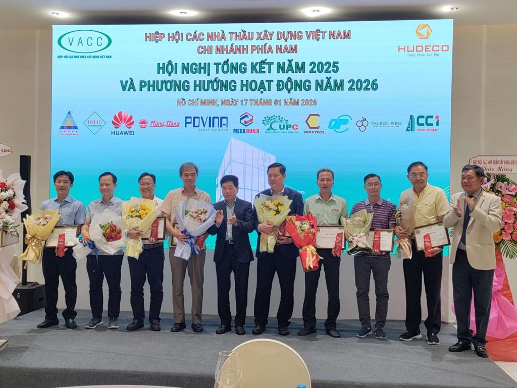CHƯƠNG TRÌNH TỔNG KẾT HOẠT ĐỘNG NĂM 2025 CỦA HIỆP HỘI CÁC NHÀ THẦU XÂY DỰNG VIỆT NAM – CHI NHÁNH PHÍA NAM 25 2048 1538 max 12
