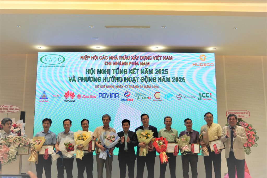 CHƯƠNG TRÌNH TỔNG KẾT HOẠT ĐỘNG NĂM 2025 CỦA HIỆP HỘI CÁC NHÀ THẦU XÂY DỰNG VIỆT NAM – CHI NHÁNH PHÍA NAM 20 DSC02473 2